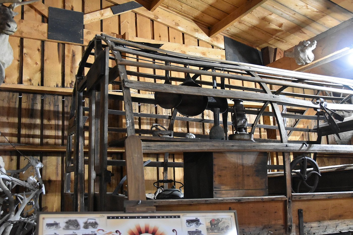Open frame wagon from the 1800s